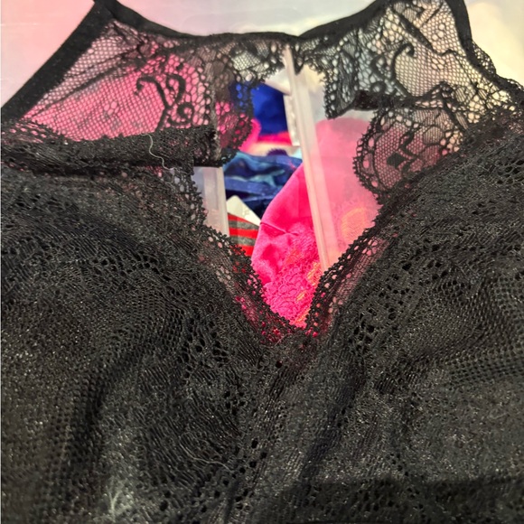 NWT bralette. Size smalll - Picture 2 of 7